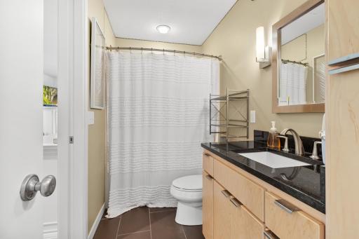 3880 Green Heights Trail SW, Prior Lake, MN 55372