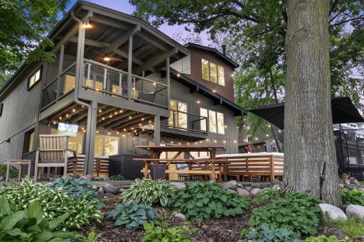 3880 Green Heights Trail SW, Prior Lake, MN 55372
