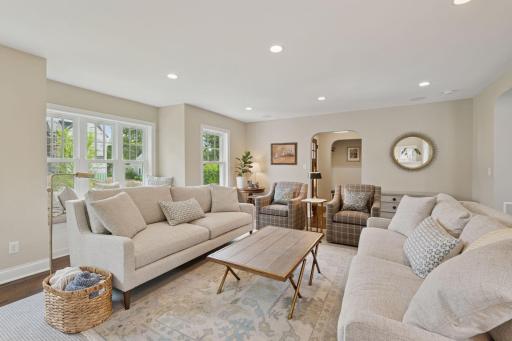 5520 Park Place, Minneapolis, MN 55424