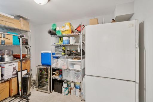 5520 Park Place, Minneapolis, MN 55424