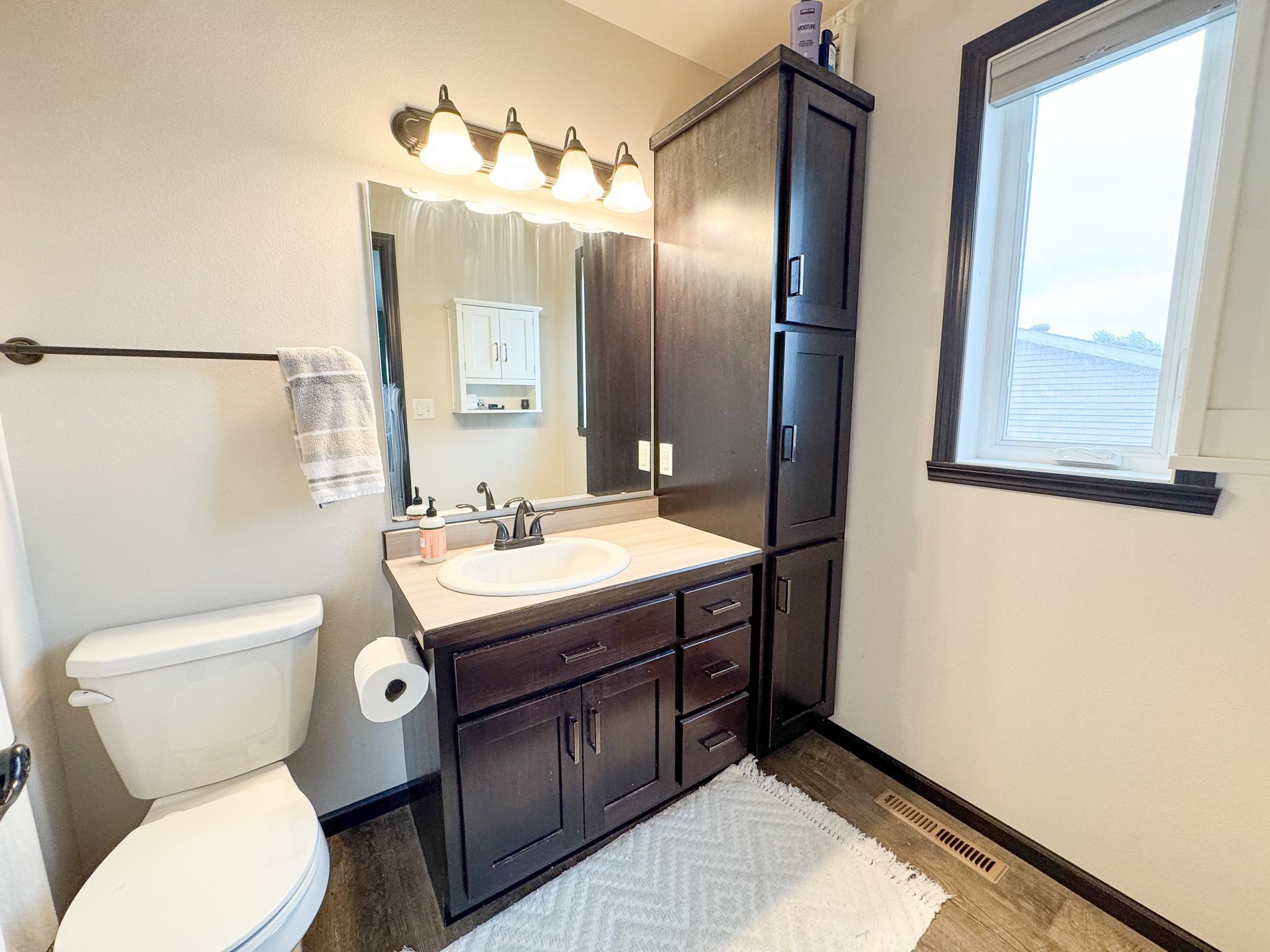 Primary Bathroom 1.jpg