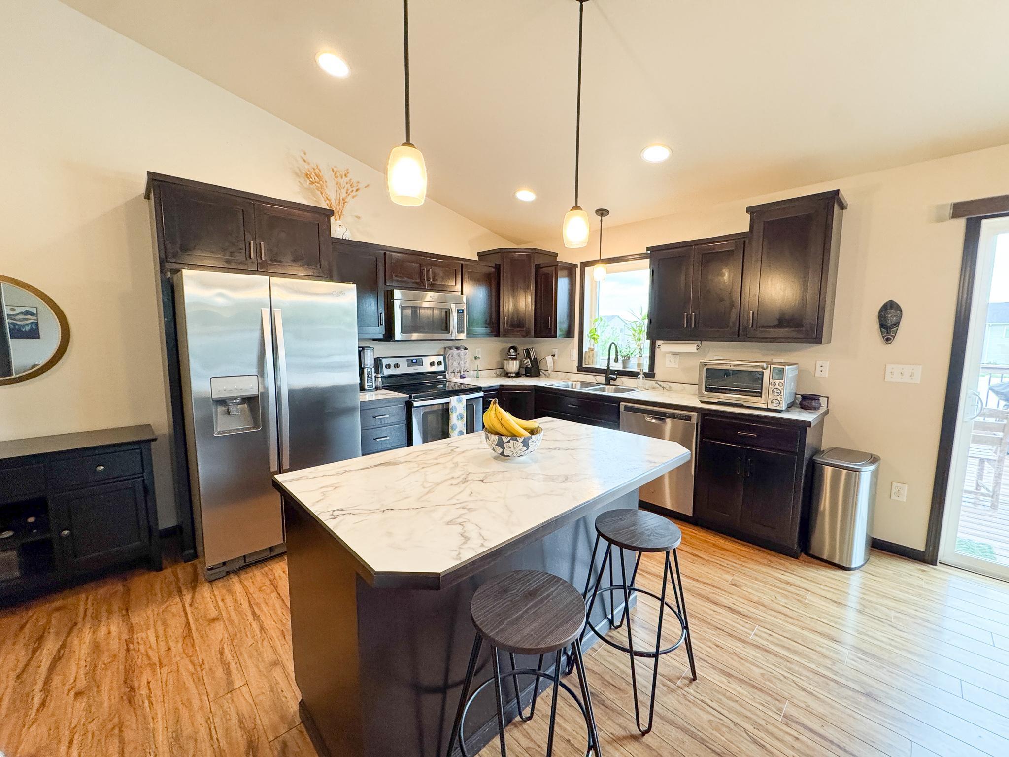 Kitchen 1.jpg