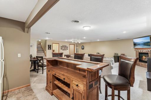 Basement wet bar