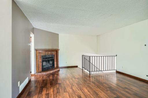2829 Flag Ave N - Web Quality - 009 - 09 2nd Floor Living Room.jpg