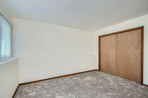 2829 Flag Ave N - Web Quality - 015 - 16 Lower Level Primary Bedroom.jpg