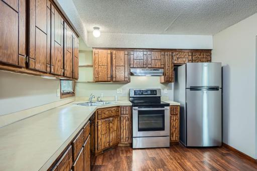 2829 Flag Ave N - Web Quality - 011 - 12 2nd Floor Kitchen.jpg