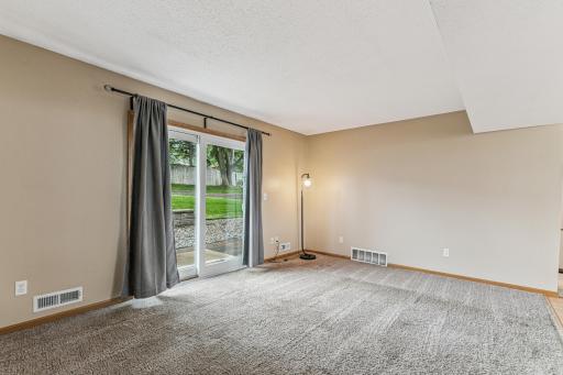 3252 Dodd Lane, Saint Paul, MN 55121