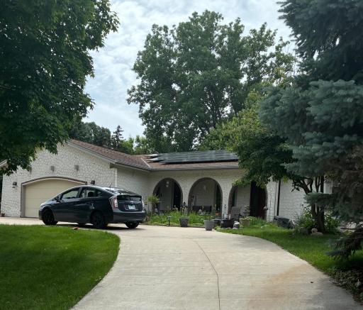 5925 Oakview Lane N, Minneapolis, MN 55442