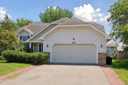 2828 Westcliffe Drive, Burnsville, MN 55306