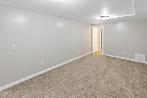 4650 Russell Avenue N, Minneapolis, MN 55412