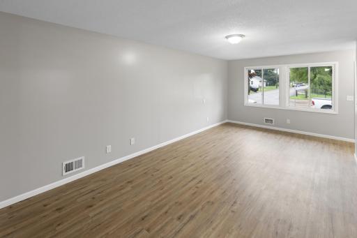 4650 Russell Avenue N, Minneapolis, MN 55412