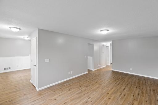 4650 Russell Avenue N, Minneapolis, MN 55412