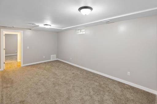 4650 Russell Avenue N, Minneapolis, MN 55412