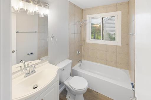 4650 Russell Avenue N, Minneapolis, MN 55412