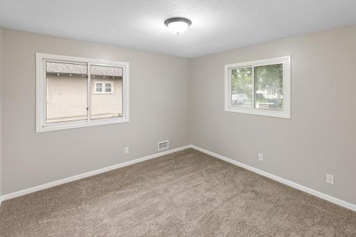 4650 Russell Avenue N, Minneapolis, MN 55412
