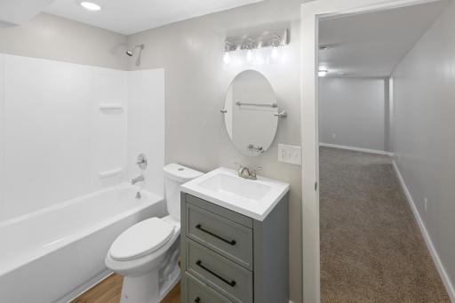 4650 Russell Avenue N, Minneapolis, MN 55412