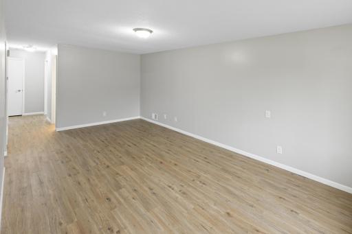 4650 Russell Avenue N, Minneapolis, MN 55412