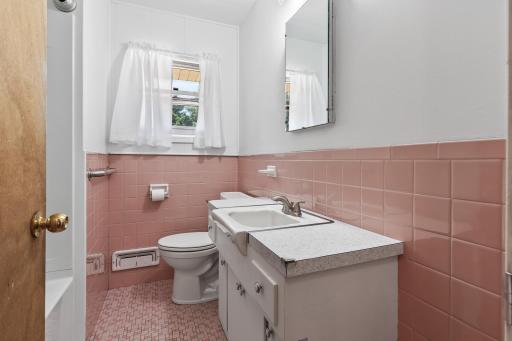 Full bathroom