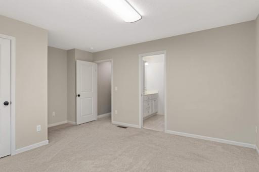 4663 Bluebell Trail N, Medina, MN 55340