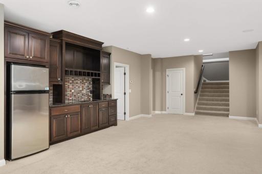 4663 Bluebell Trail N, Medina, MN 55340