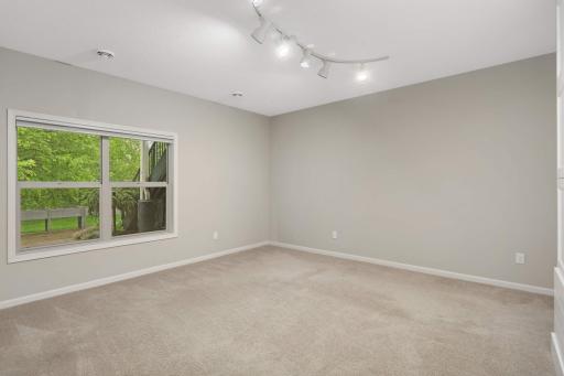 4663 Bluebell Trail N, Medina, MN 55340