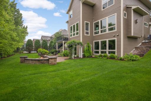 4663 Bluebell Trail N, Medina, MN 55340