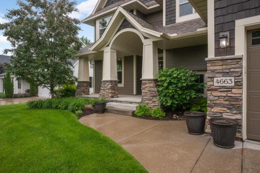 4663 Bluebell Trail N, Medina, MN 55340
