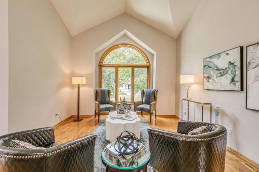201 75th Avenue N, Brooklyn Park, MN 55444