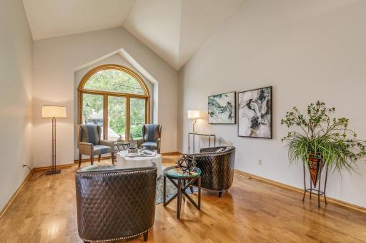 201 75th Avenue N, Brooklyn Park, MN 55444