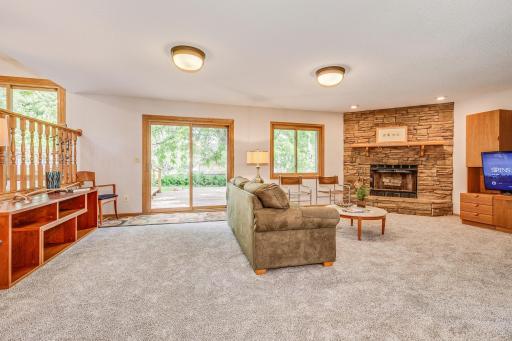 201 75th Avenue N, Brooklyn Park, MN 55444