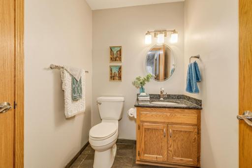 201 75th Avenue N, Brooklyn Park, MN 55444