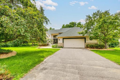 201 75th Avenue N, Brooklyn Park, MN 55444