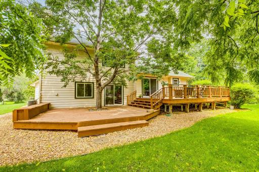 201 75th Avenue N, Brooklyn Park, MN 55444