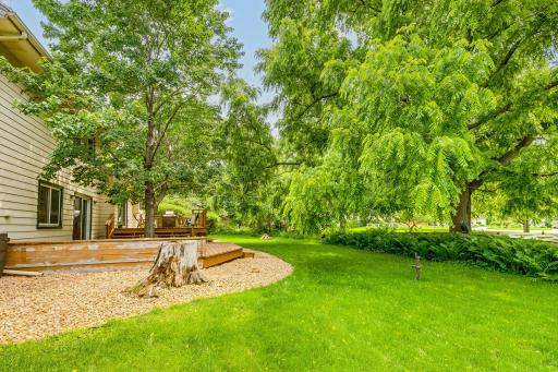 201 75th Avenue N, Brooklyn Park, MN 55444