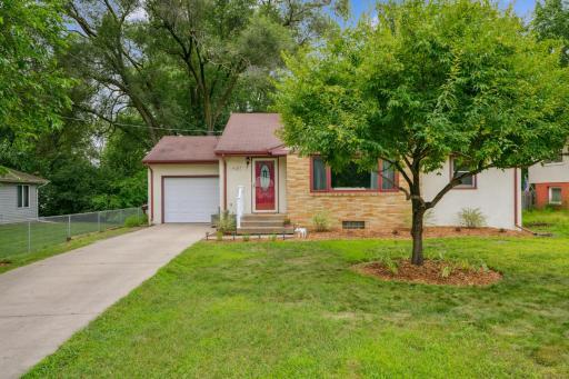 4107 White Bear Avenue N, White Bear Lake, MN 55110