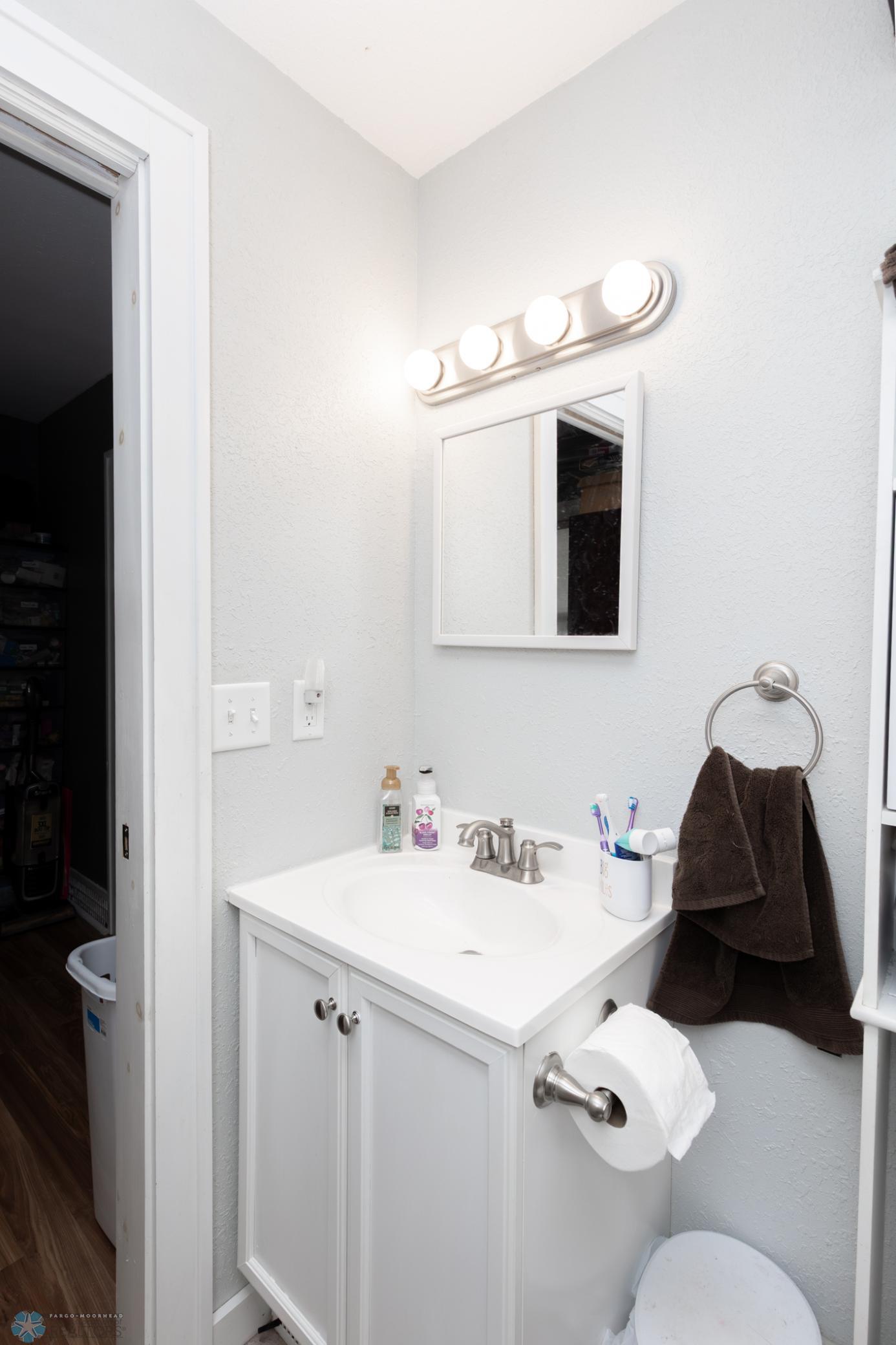 Main floor bath