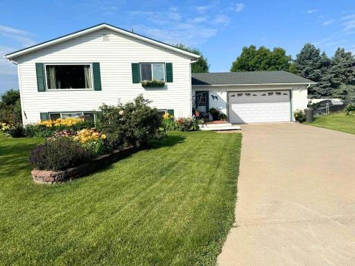 2900 16th Avenue S, Moorhead, MN 56560