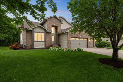 10353 Yates Drive N, Minneapolis, MN 55443