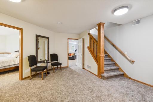11_10353_Yates_Dr_N_Minneapolis_MN_55443_USA-Living_room-HT8A0006.jpg