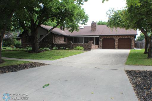 1413 4th Street N, Fargo, ND 58102