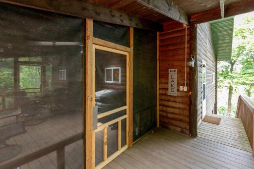 Screened in Porch