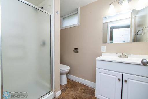 634 11th Street N, Moorhead, MN 56560