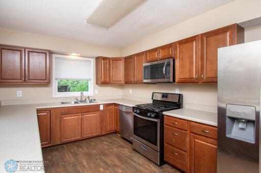 634 11th Street N, Moorhead, MN 56560