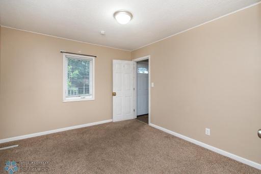 634 11th Street N, Moorhead, MN 56560