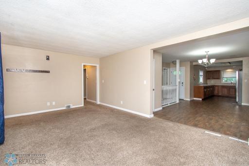 634 11th Street N, Moorhead, MN 56560