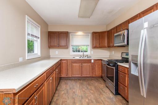 634 11th Street N, Moorhead, MN 56560