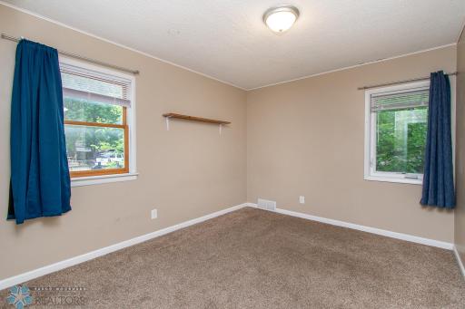 634 11th Street N, Moorhead, MN 56560