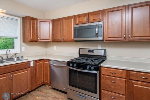 634 11th Street N, Moorhead, MN 56560
