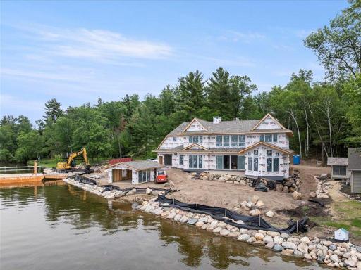 11251 E Steamboat Bay Drive, Brainerd, MN 56401