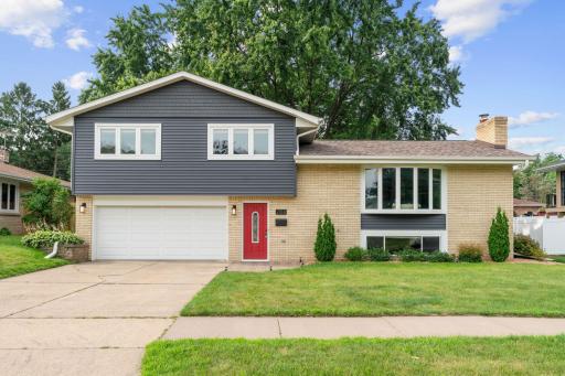 2188 Powers Avenue, Saint Paul, MN 55119